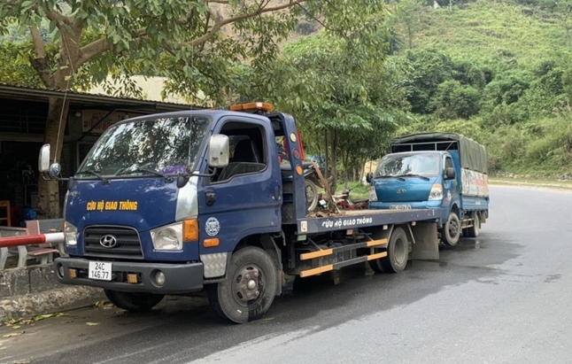 Gọi 0942.96.2023 Có Ngay - Chuyên cứu hộ ô tô và xe tải tại Hà Nội