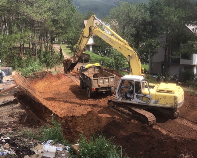 máy xúc máy đào bánh lốp bánh xích đà lạt - cho thuê máy múc máy đào tại đà lạt