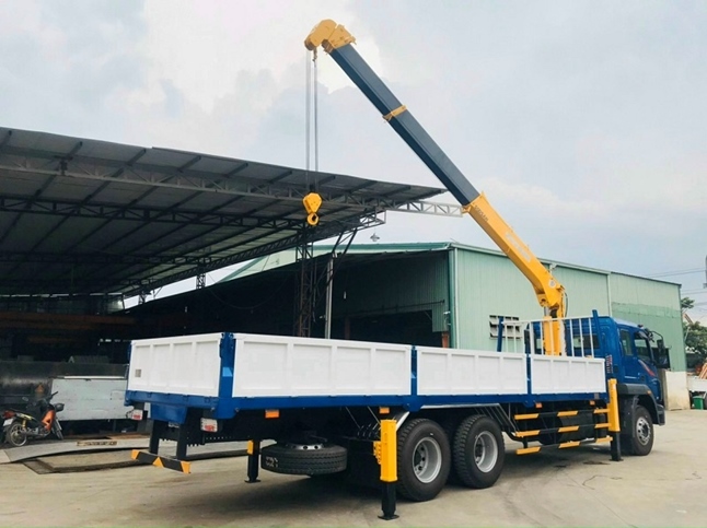 Xe Cẩu Thanh Bình Đà Nẵng, 0906.483.699, Cho thuê xe cẩu Thanh Bình Đà Nẵng