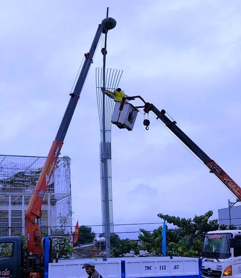 Xe cẩu gắn lồng Đồng Nai phục vụ nhà xưởng và khu công nghiệp