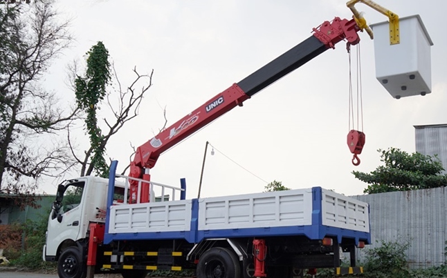 SDT: 0942.96.2023 - Cho Thuê Xe Cẩu Gắn Lồng Lai Châu