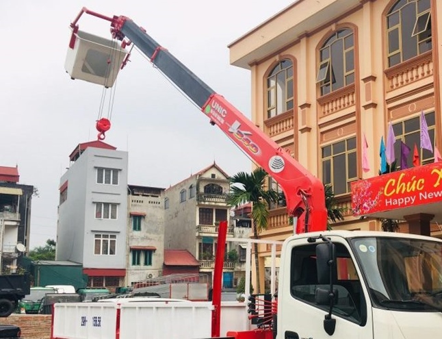 SDT: 0942.96.2023 - Cho Thuê Xe Cẩu Gắn Lồng Lai Châu