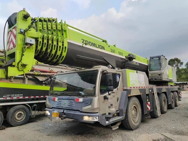 Xe cẩu 25 30 35 50 70 75 100 150 200 tấn Nội Bài