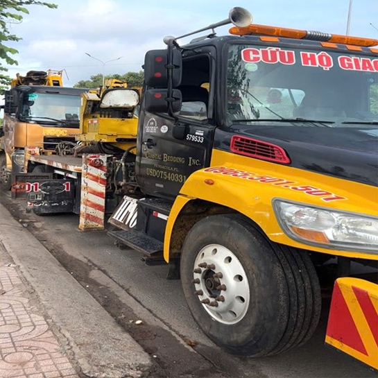 Cứu hộ xe ô tô Xuân Lộc
