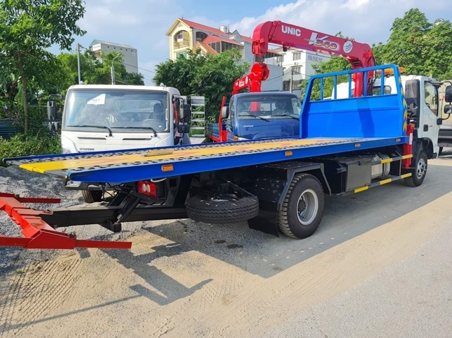 Cứu hộ xe tải Đông Ngạc trên các tuyến đường khu vực Bắc Từ Liêm cũ